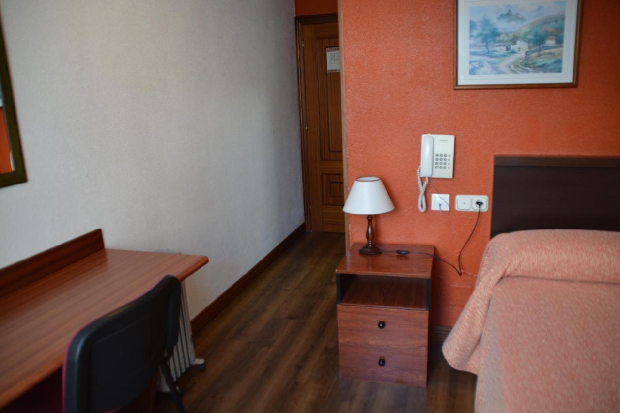 Loop Inn Hotel סנטיאגו דה קומפוסטלה מראה חיצוני תמונה