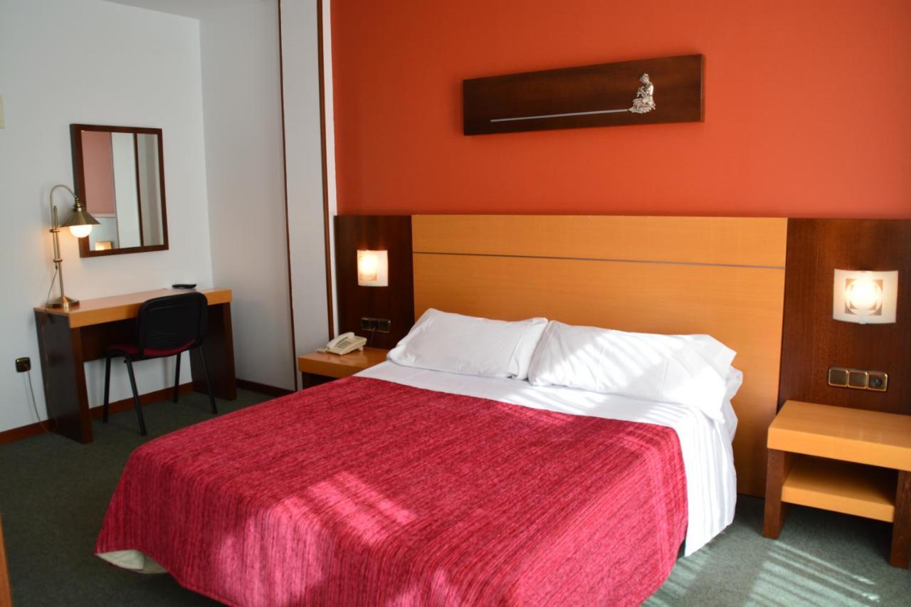 Loop Inn Hotel סנטיאגו דה קומפוסטלה מראה חיצוני תמונה
