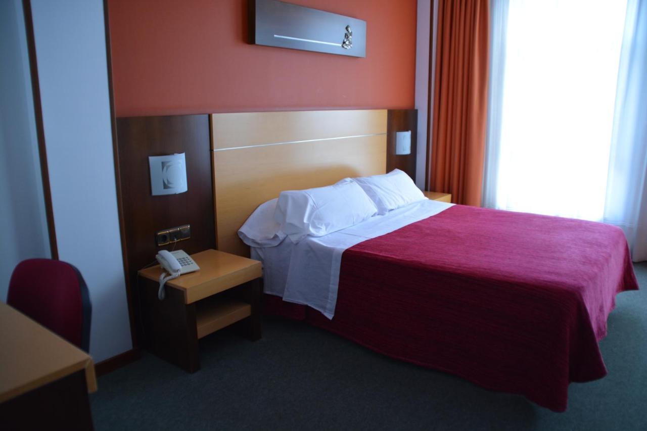 Loop Inn Hotel סנטיאגו דה קומפוסטלה מראה חיצוני תמונה