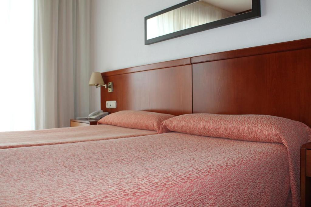 Loop Inn Hotel סנטיאגו דה קומפוסטלה חדר תמונה