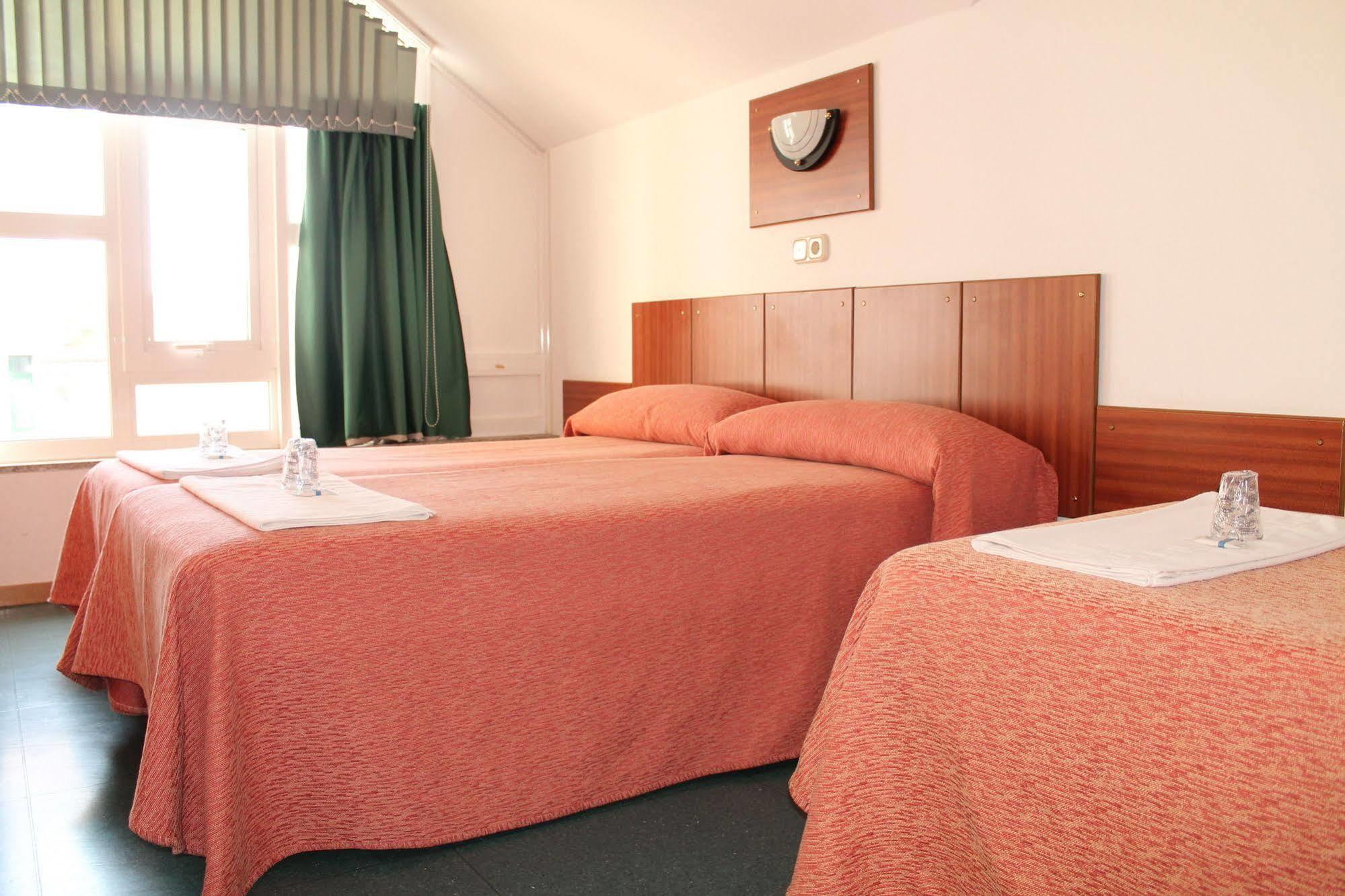 Loop Inn Hotel סנטיאגו דה קומפוסטלה מראה חיצוני תמונה