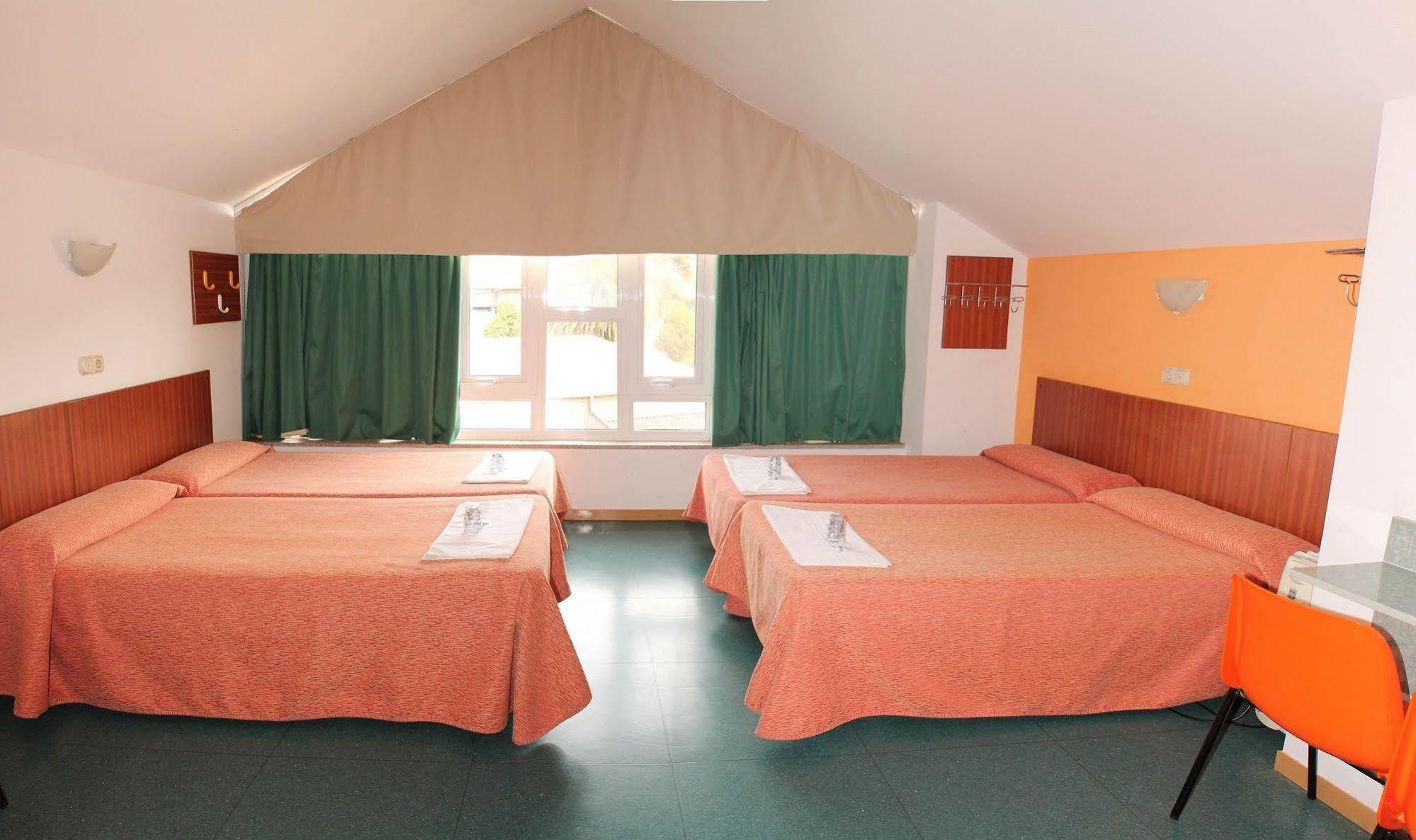 Loop Inn Hotel סנטיאגו דה קומפוסטלה מראה חיצוני תמונה