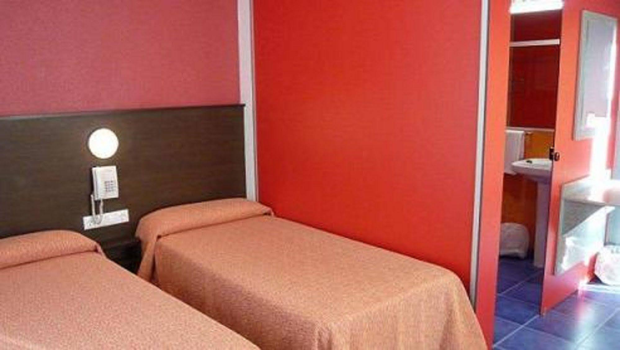Loop Inn Hotel סנטיאגו דה קומפוסטלה מראה חיצוני תמונה