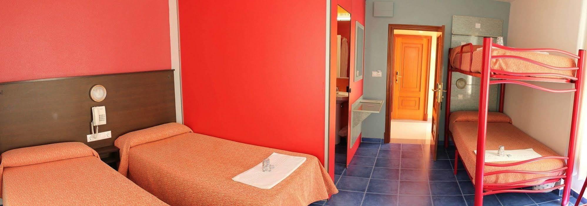 Loop Inn Hotel סנטיאגו דה קומפוסטלה מראה חיצוני תמונה